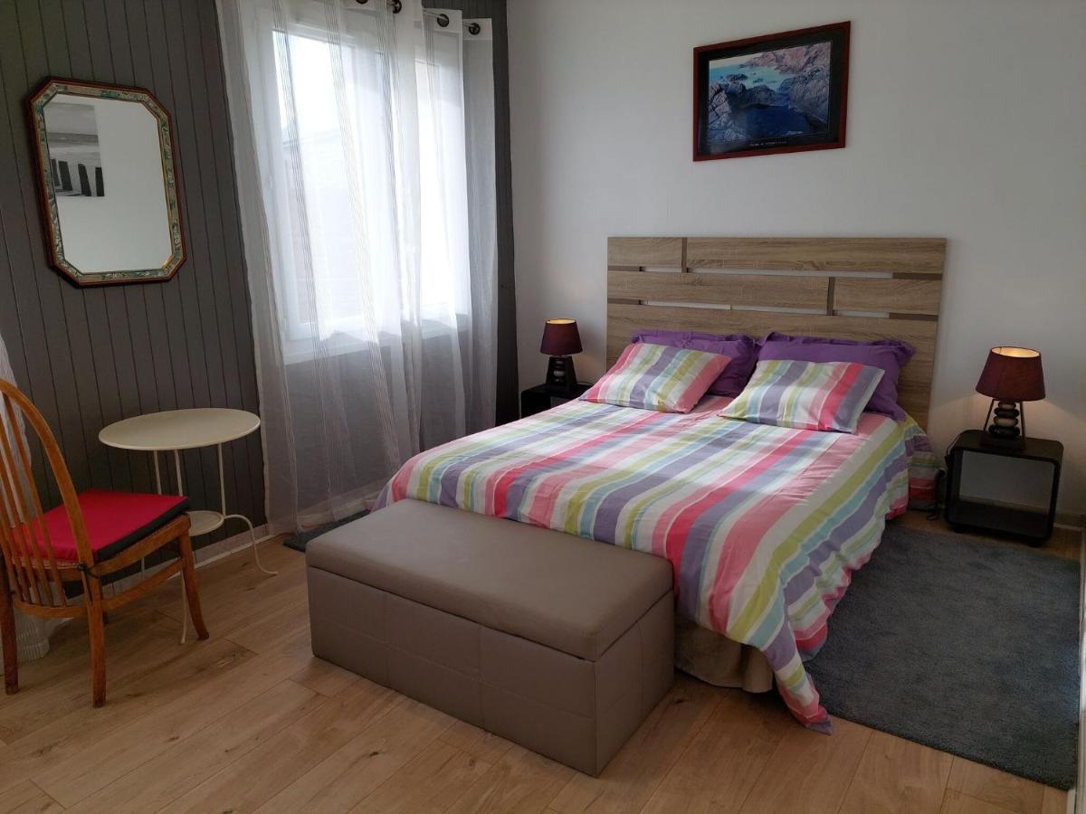 Holiday Home In Plouarzel Экстерьер фото