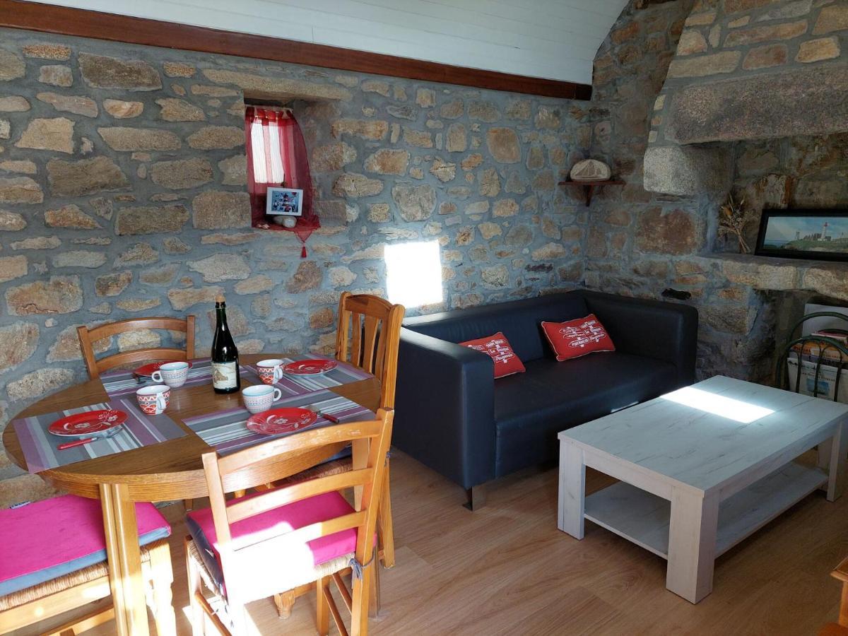 Holiday Home In Plouarzel Экстерьер фото