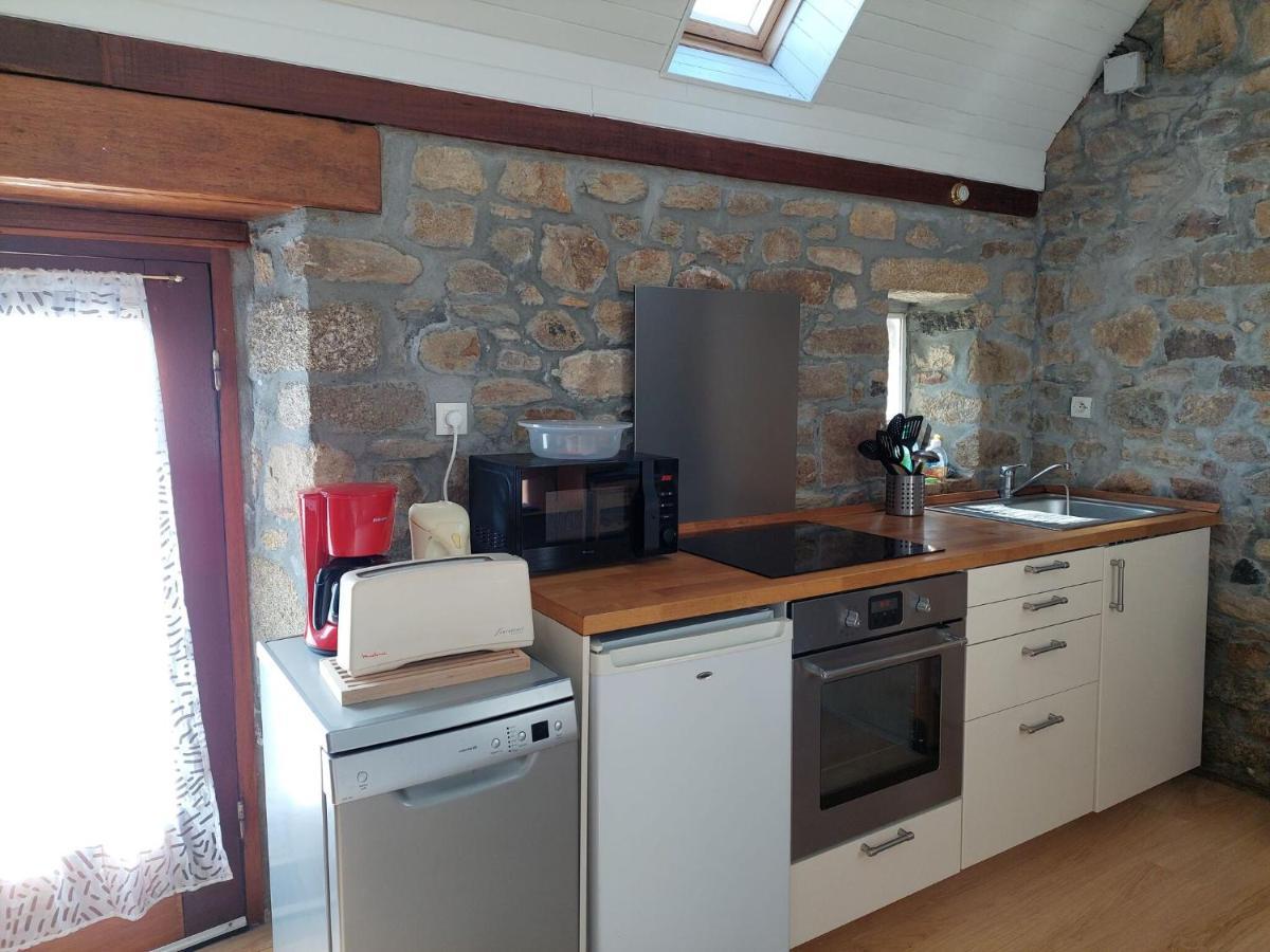 Holiday Home In Plouarzel Экстерьер фото